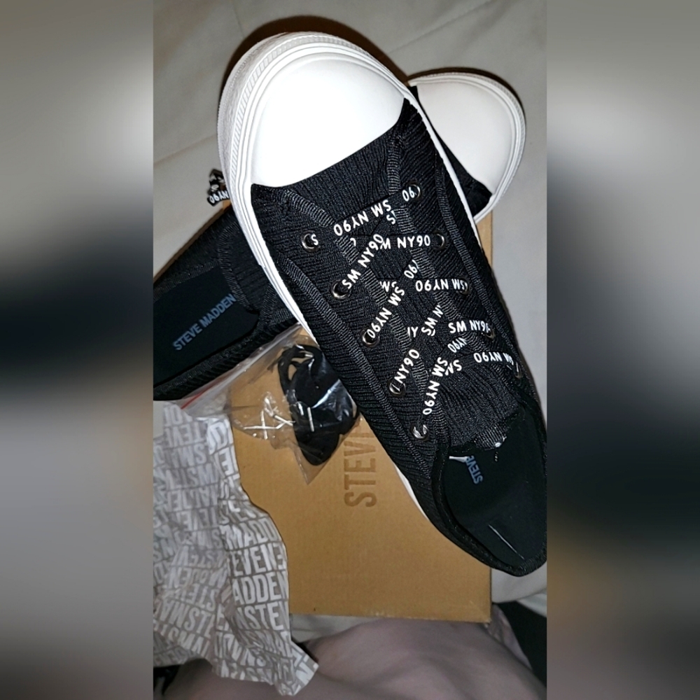 Steve Madden sneakers